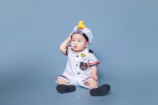 弥勒确诊孕妇诞下三胞胎